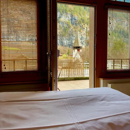 Rosa 3* Лаутербруннен